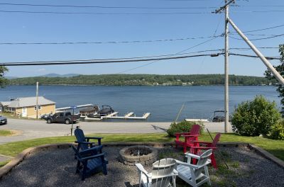 Rustic Ranch on Lake Winnisquam – Family-Friendly 3-Bedroom Home