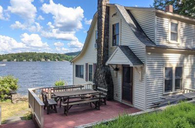 Waters Edge on Dockham Shore!  Lake Winnipesaukee Waterfront!