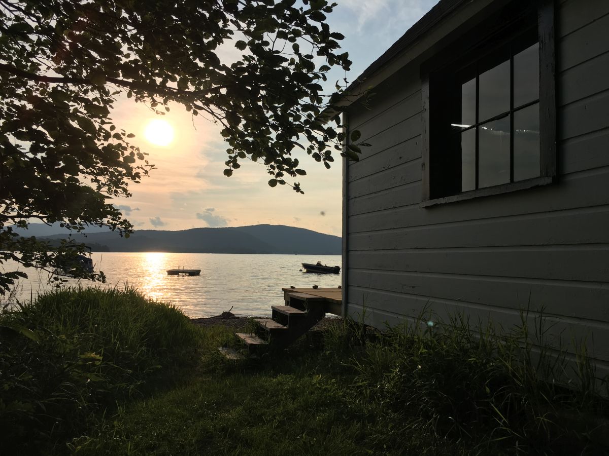 Enjoy the Boat house with the Lake Views