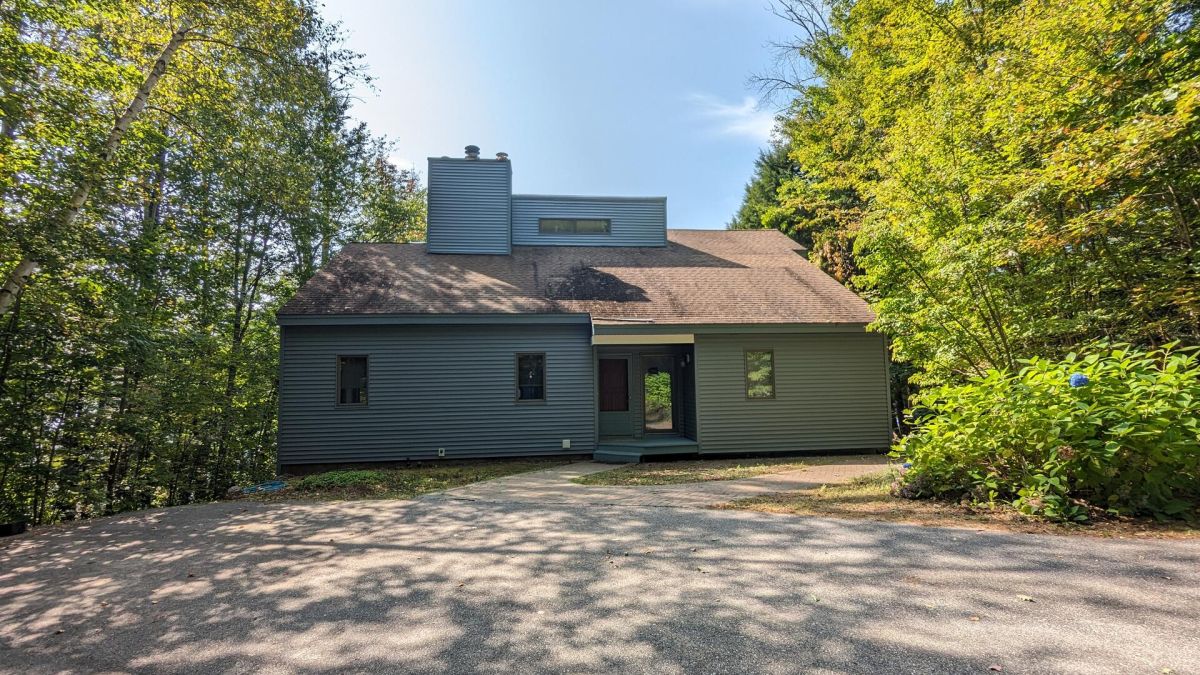 Lookout point on Lake Wicwas | Meredith, NH | Break Away Rental Homes