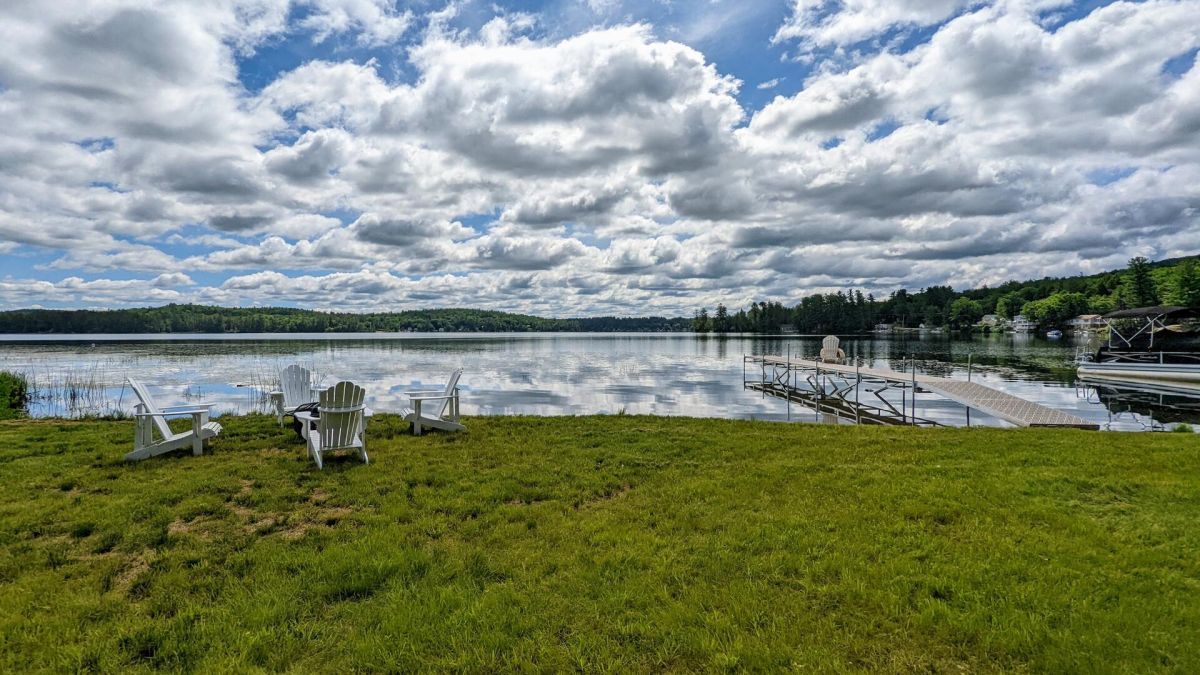 dock on lake winnipesaukee